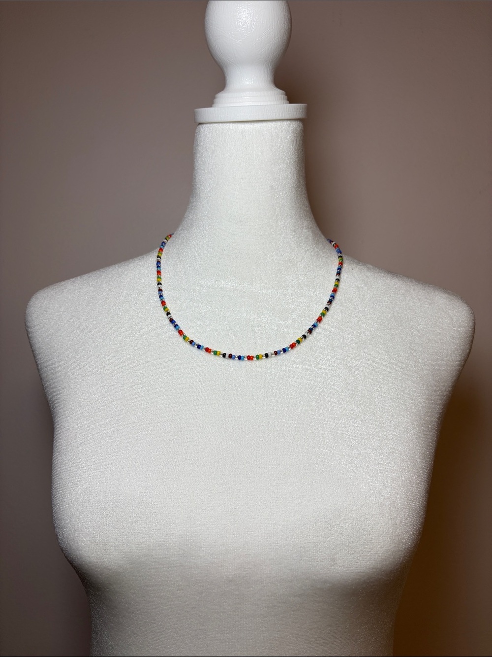 Multicolor Beaded Women's Necklace - Unbranded - Picture 2 of 3